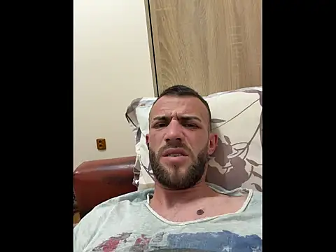 Snapshot of sexyman1936 chatting on 11/20/25, 07:25 sexyman1936 online show from 11/20/25, 07:25