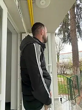 Snapshot of sexyman1936 chatting on 12/05/25, 08:24 sexyman1936 online show from 12/05/25, 08:24