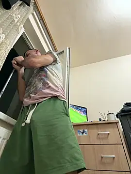 Snapshot of sexyman1936 chatting on 11/23/25, 03:05 sexyman1936 online show from 11/23/25, 03:05