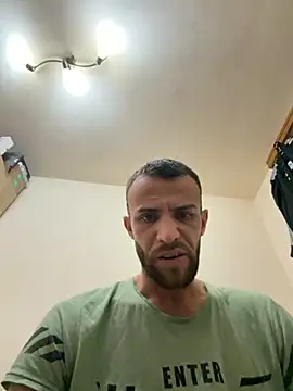 Snapshot of sexyman1936 chatting on 11/26/25, 09:37 sexyman1936 online show from 11/26/25, 09:37