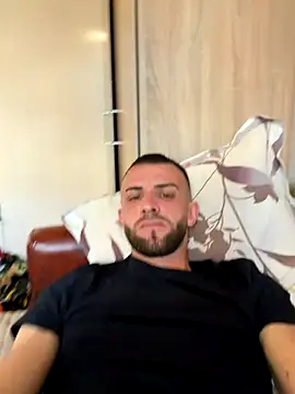 Snapshot of sexyman1936 chatting on 11/16/25, 06:29 sexyman1936 online show from 11/16/25, 06:29