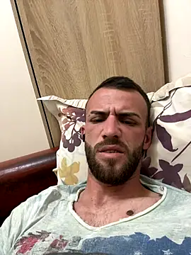 Snapshot of sexyman1936 chatting on 10/28/25, 01:39 sexyman1936 online show from 10/28/25, 01:39