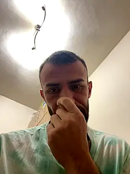 Snapshot of sexyman1936 chatting on 11/13/25, 03:32 sexyman1936 online show from 11/13/25, 03:32