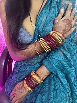 Snapshot of sweet-ananya23 chatting on 10/13/25, 07:54 sweet-ananya23 online show from 10/13/25, 07:54