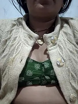 Hot rieal6 online show from 12/15/25, 04:57