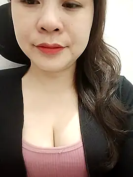 Girl Shy2000 online show from 02/25/26, 12:49