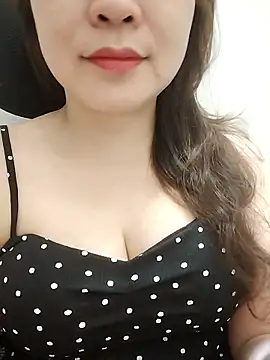 Girl Shy2000 online show from 04/08/26, 02:51