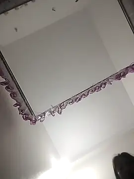 Girl Shy2000 online show from 03/18/26, 04:30