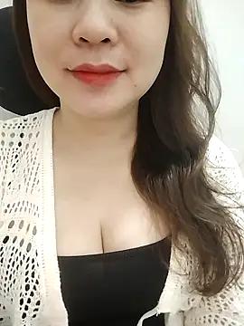 Girl Shy2000 online show from 04/01/26, 12:35