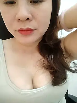 Girl Shy2000 online show from 03/06/26, 04:18