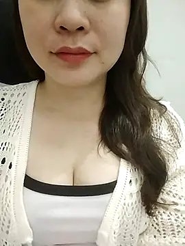 Girl Shy2000 online show from 03/28/26, 11:28