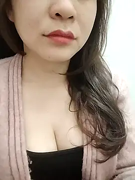 Girl Shy2000 online show from 03/04/26, 10:50