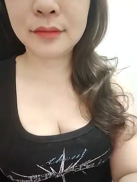 Girl Shy2000 online show from 04/10/26, 10:11