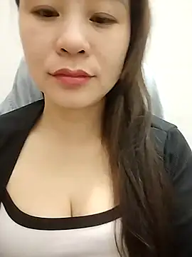 Girl Shy2000 online show from 11/15/25, 11:25