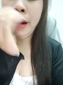 Girl Shy2000 online show from 11/11/25, 10:15