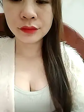 Girl Shy2000 online show from 12/18/25, 10:02