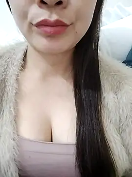 Girl Shy2000 online show from 11/23/25, 12:31