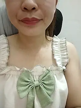 Girl Shy2000 online show from 11/09/25, 10:52