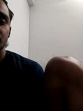 Snapshot of Ilhaamgrey chatting on 10/12/25, 07:48 Ilhaamgrey online show from 10/12/25, 07:48