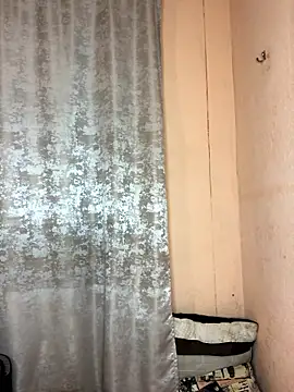 Snapshot of Caramel102004 chatting on 01/12/26, 09:41 Caramel102004 online show from 01/12/26, 09:41