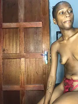 Snapshot of Caramel102004 chatting on 02/26/26, 11:27 Caramel102004 online show from 02/26/26, 11:27