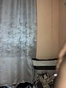 Caramel102004 online show from 11/19/25, 10:21