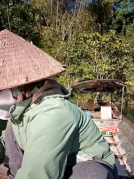 Meoweo 23 online show from 12/14/25, 08:09