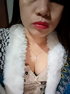 Meoweo 23 online show from 11/19/25, 12:05