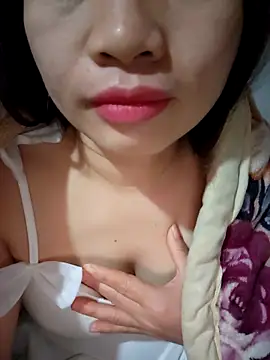 Meoweo 23 online show from 12/04/25, 09:14