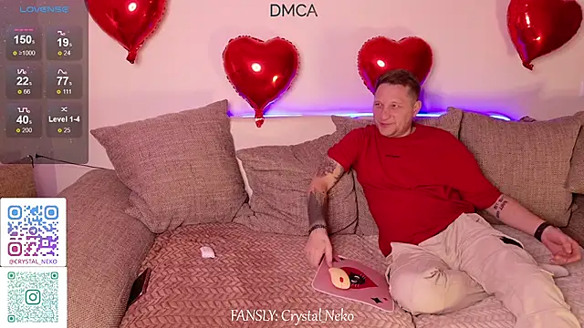 Snapshot of Crystal_Neko chatting on 02/06/26, 08:16 Crystal Neko online show from 02/06/26, 08:16