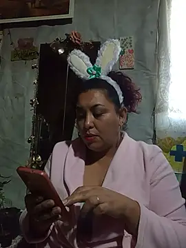 Snapshot of Lobizona chatting on 05/22/26, 12:36 Lobizona online show from 05/22/26, 12:36