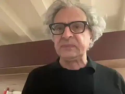 Snapshot of chtentation chatting on 02/17/26, 10:56 chtentation online show from 02/17/26, 10:56