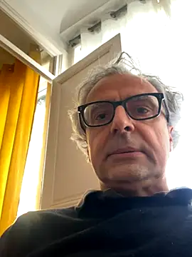 chtentation online show from 11/26/25, 02:28