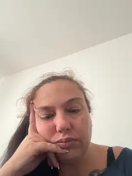 Snapshot of Eleanorxx chatting on 09/27/25, 12:33 Eleanorxx online show from 09/27/25, 12:33