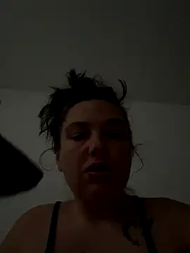 Snapshot of Eleanorxx chatting on 10/10/25, 06:58 Eleanorxx online show from 10/10/25, 06:58