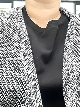 Kimkhaepretty online show from 01/07/26, 03:11