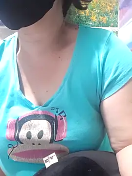 Kimkhaepretty online show from 11/28/25, 02:39