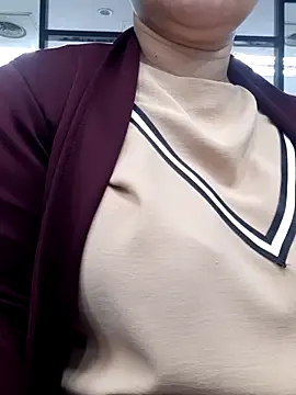 Kimkhaepretty online show from 02/13/26, 02:11