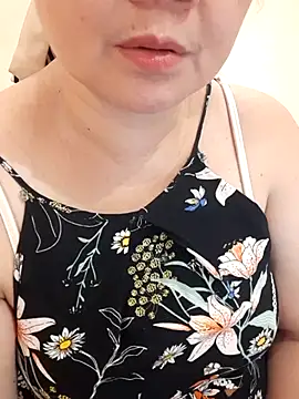 Kimkhaepretty online show from 02/13/26, 03:12