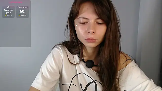 Snapshot of BellaAbey chatting on 07/17/26, 10:18 BellaAbey online show from 07/17/26, 10:18