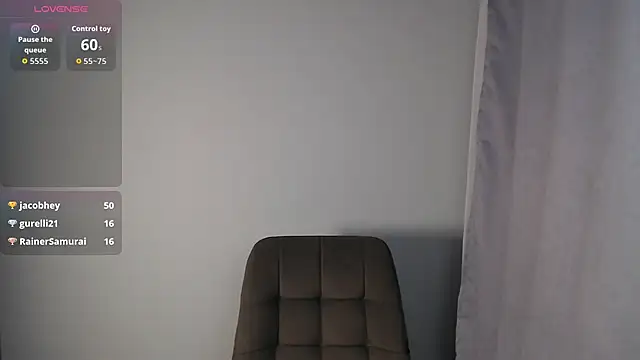 Snapshot of BellaAbey chatting on 06/17/26, 08:52 BellaAbey online show from 06/17/26, 08:52