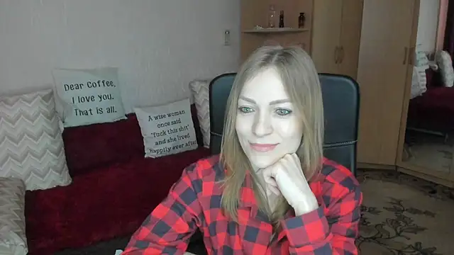 Snapshot of Tiffany_Bates chatting on 04/23/26, 12:29 Tiffany Bates online show from 04/23/26, 12:29