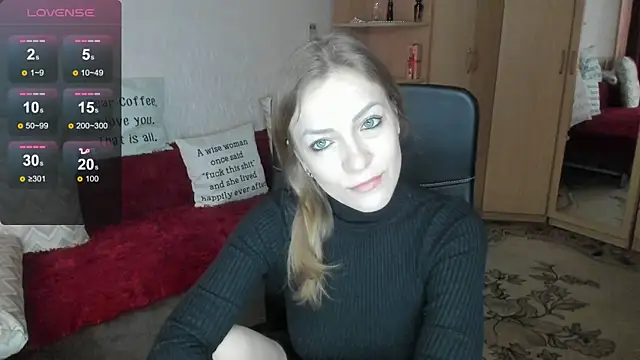 Snapshot of Tiffany_Bates chatting on 05/10/26, 10:08 Tiffany Bates online show from 05/10/26, 10:08