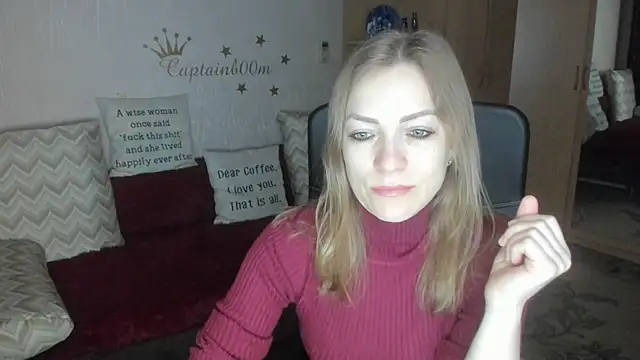 Tiffany Bates online show from 11/07/25, 03:11