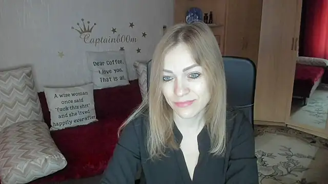 Tiffany Bates online show from 10/11/25, 04:02