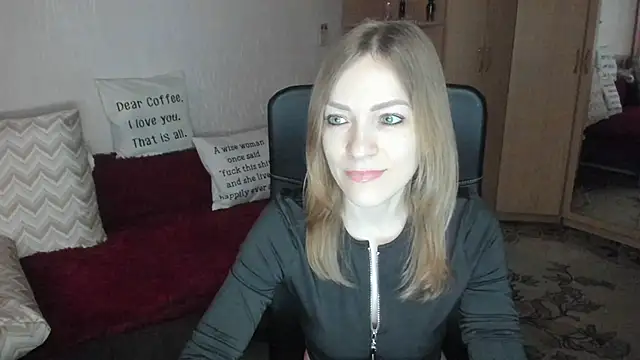 Snapshot of Tiffany_Bates chatting on 04/01/26, 09:54 Tiffany Bates online show from 04/01/26, 09:54