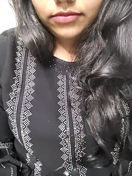 Miss Rose   online show from 10/13/25, 07:48