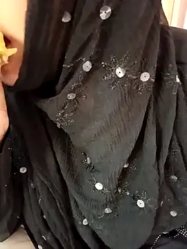 Miss Rose   online show from 10/29/25, 11:42