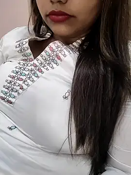 Miss Rose   online show from 11/05/25, 10:51