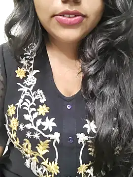 Miss Rose   online show from 10/01/25, 04:22